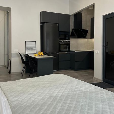 Miamo Apart Городоцька 45 Lviv Exteriör bild