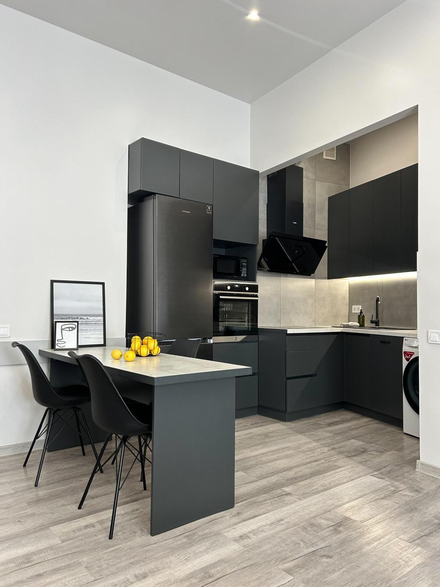 Miamo Apart Городоцька 45 Lviv Exteriör bild
